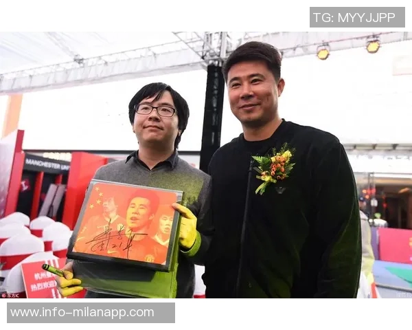 弗拉格分享签名经历感谢球迷支持可能改变人生轨迹