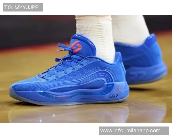 东契奇球鞋铭刻女儿名字感恩女儿是生命中最珍贵的礼物 东契奇球鞋铭刻女儿名字感恩女儿是生命中最珍贵的礼物