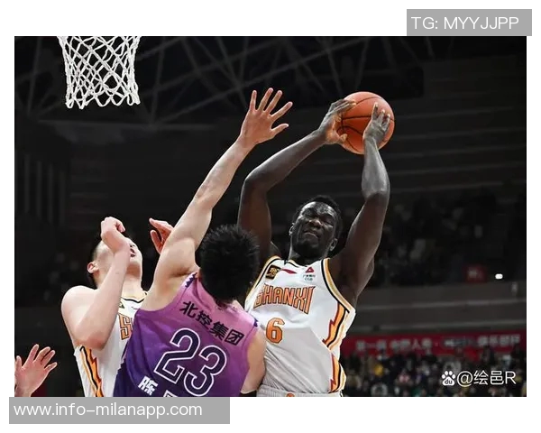 迪亚巴特表现出色四投全中贡献八分三篮板两助攻并有两次抢断三次盖帽 迪亚巴特表现出色四投全中贡献八分三篮板两助攻并有两次抢断三次盖帽