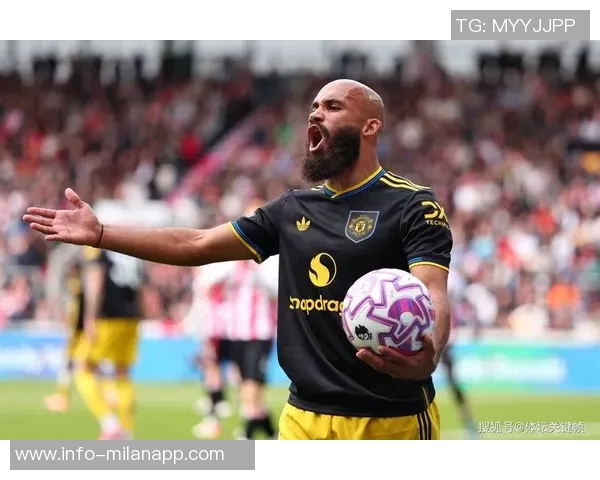 阿莫林战术调整曼联频繁长传避免后场失误引发关注 阿莫林战术调整曼联频繁长传避免后场失误引发关注